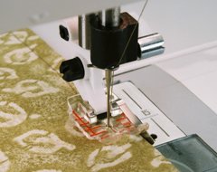 Transparent 1/4 inch piecing-fot med linjal